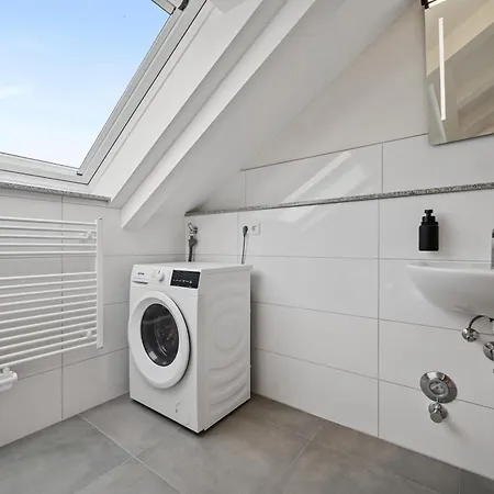 Range - 2-zimmer Wlan Parkplatz Kueche 1-4 Personen Apartament Rudersberg